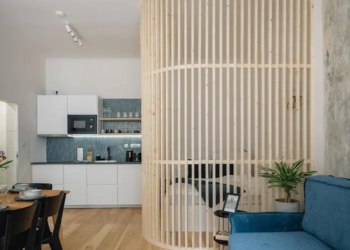 Stylish Architect 1 Location